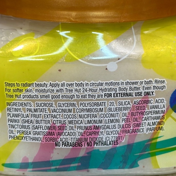 Tree Hut Lemon Blueberry Tart Sugar Scrub 18oz Exfoliating Scrub NEW Limited HTF - Picture 5 of 9